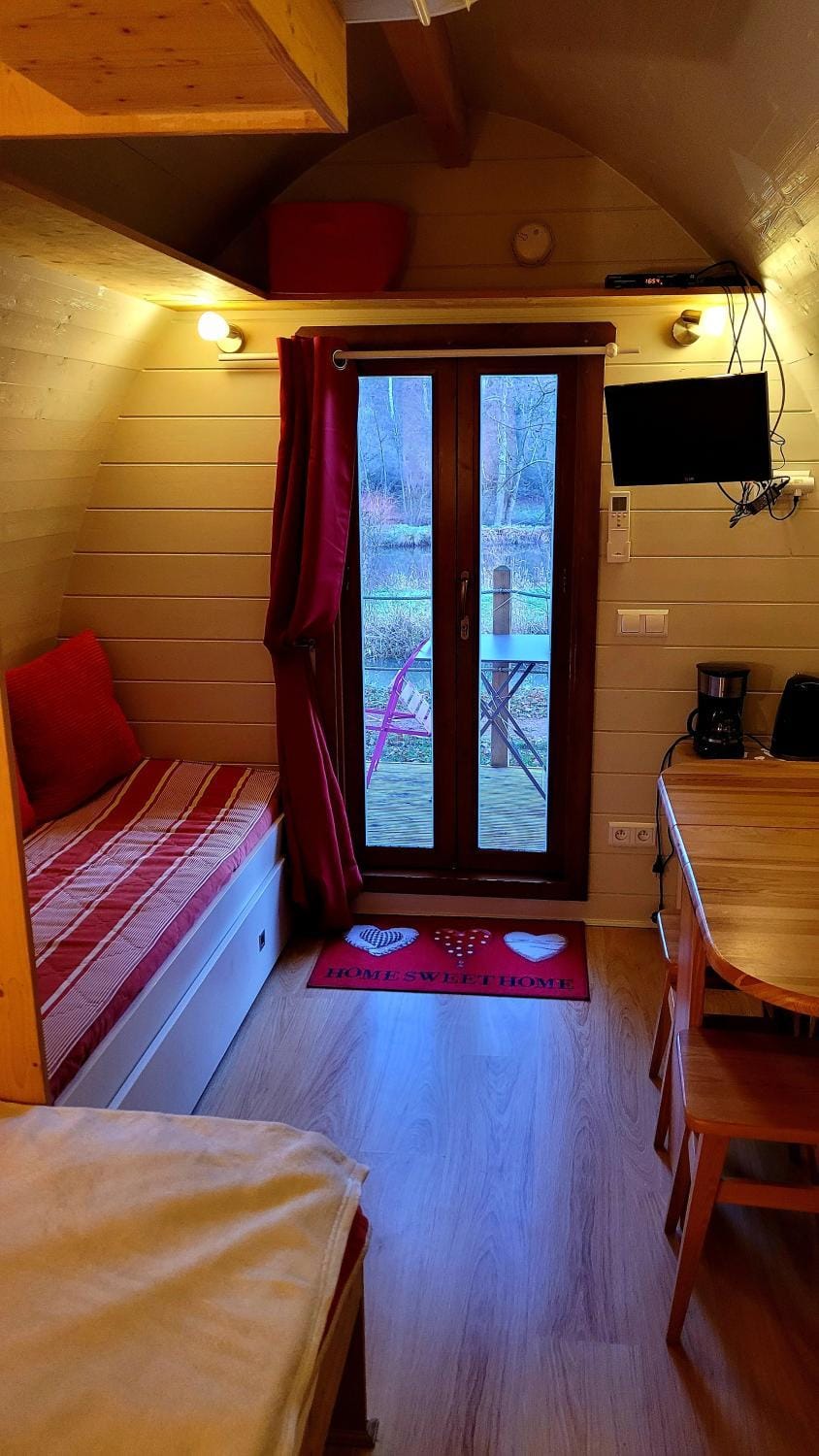 Property building, Living room, Bedroom