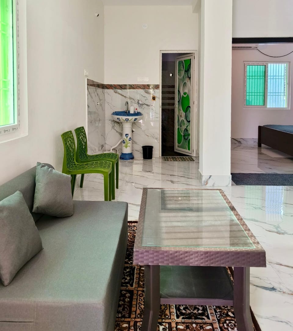 RR homestay II Apartment in Puri