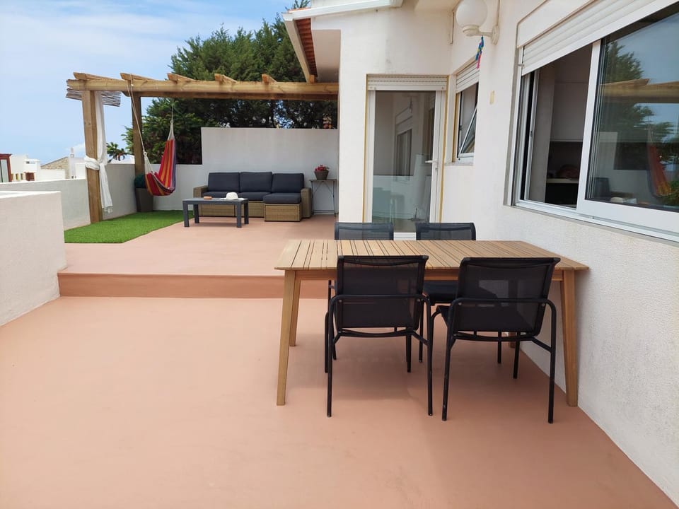 Balcony/Terrace, Balcony/Terrace