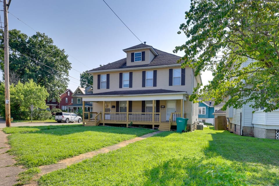 2 Mi to Blennerhassett Island! Family Getaway House in Parkersburg