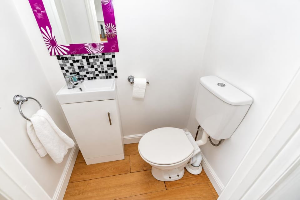 Swansea Bay Flat Near Beach & City Centre Apartment in Swansea
