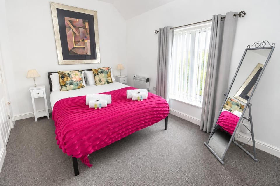 Swansea Bay Flat Near Beach & City Centre Apartment in Swansea