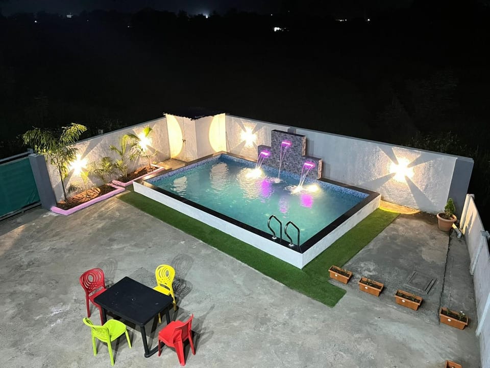 Night, Swimming pool