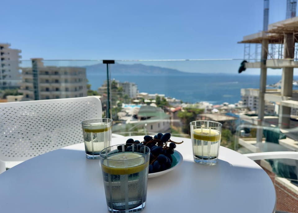 Day, Natural landscape, Balcony/Terrace, Sea view