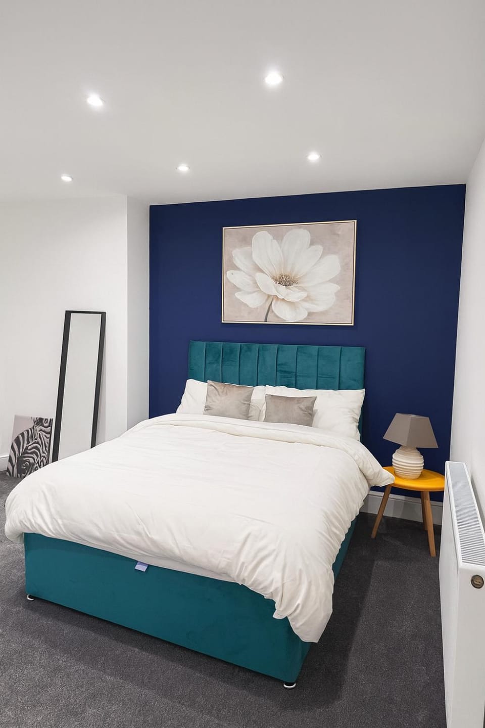 Large Modern House in Billingham - FREE Parking House in England