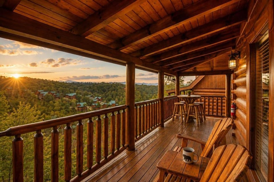 Resort Cabin with Gorgeous Views 7 mi to Dollywood Cabin in Pigeon Forge