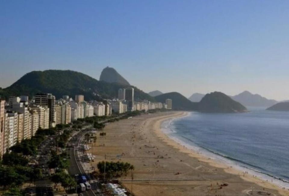 Apartamento Copacabana- Prox ao Metrô Apartment in Rio de Janeiro