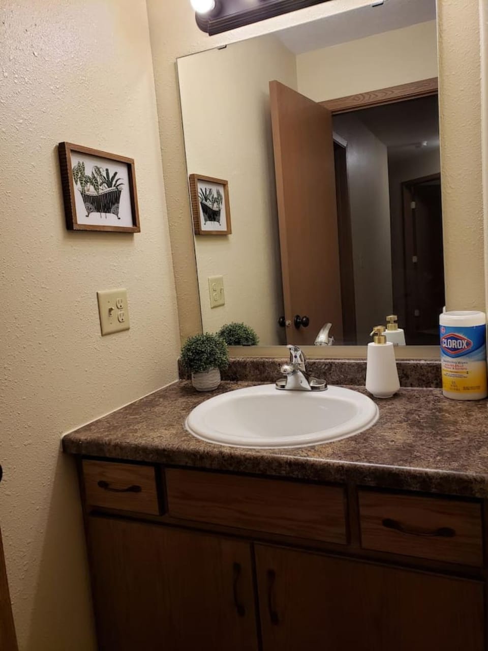 Renovated Four Bedroom Apartment for your group Apartment in St Cloud