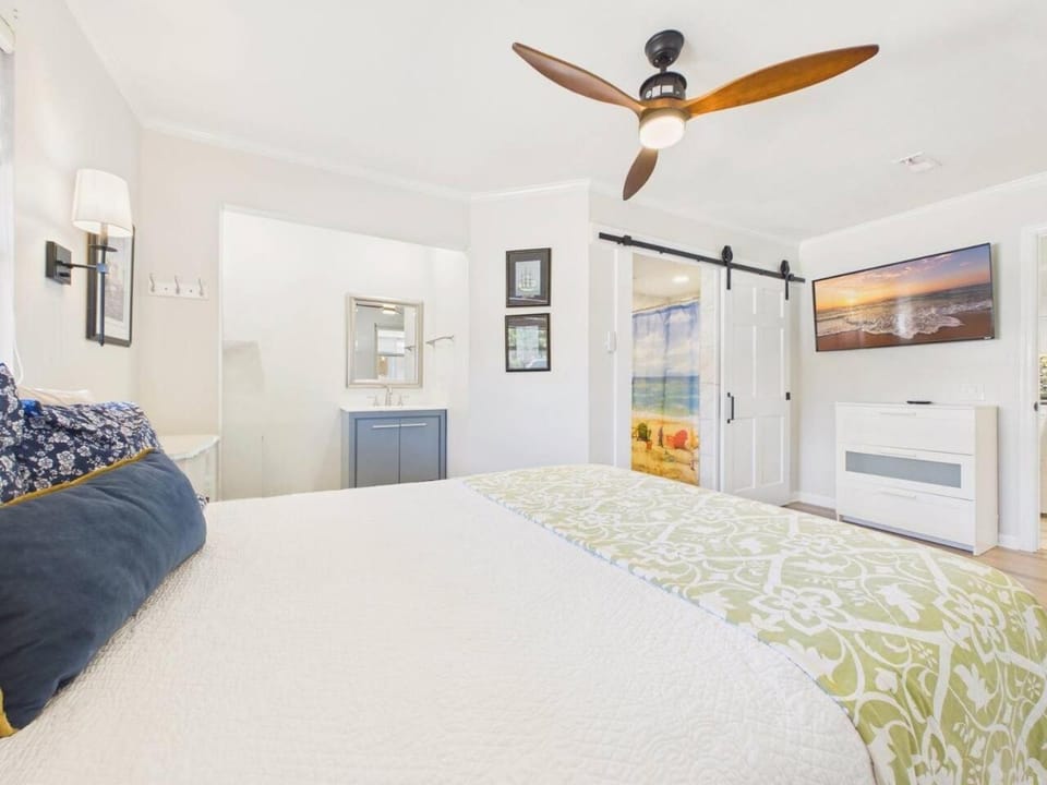 The Greyson - The Cottage Collection House in Chics Beach