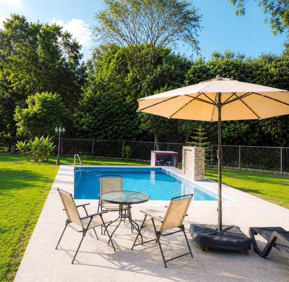 Garden view, Swimming pool