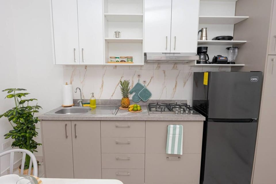 Modern 1BR in Plaza Clara in Bayahibe Apartment in Los Melones