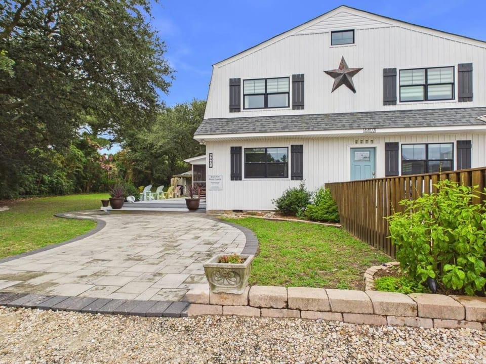 The Harlow - The Cottage Collection House in Chics Beach
