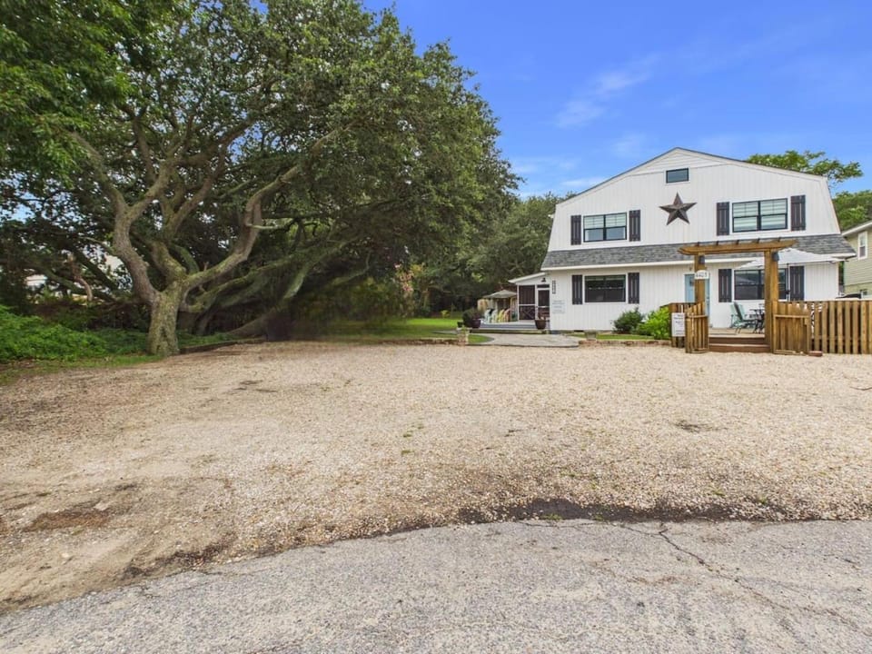 The Harlow - The Cottage Collection House in Chics Beach