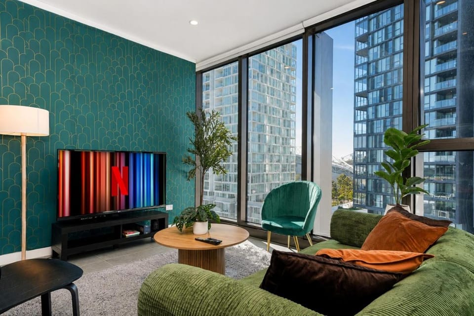 Group stay across from Accor Stadium Apartment in Lidcombe