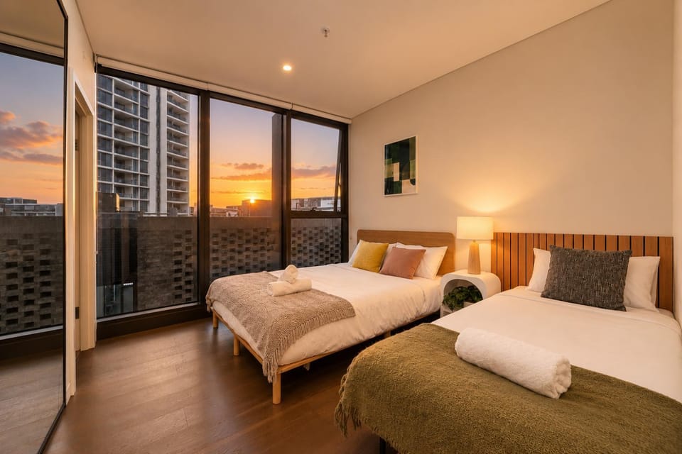 Group stay across from Accor Stadium Apartment in Lidcombe