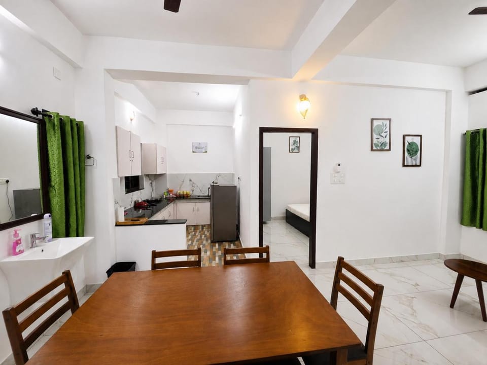 Residential Comfort Stays - FlexTays Roots Apartment in Thiruvananthapuram