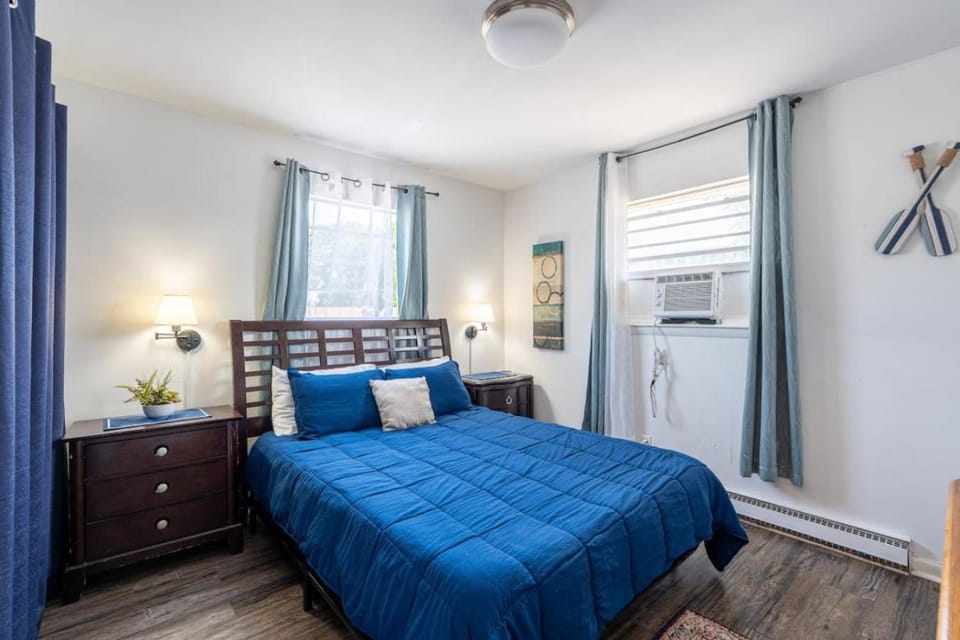 Mid-Term 2BR Near Atlantic Park and Boardwalk Apartment in Virginia Beach