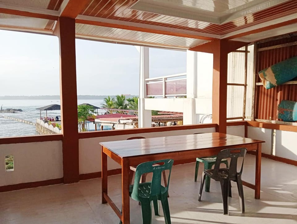 Damien Arico Bed and Breakfast in Indonesia