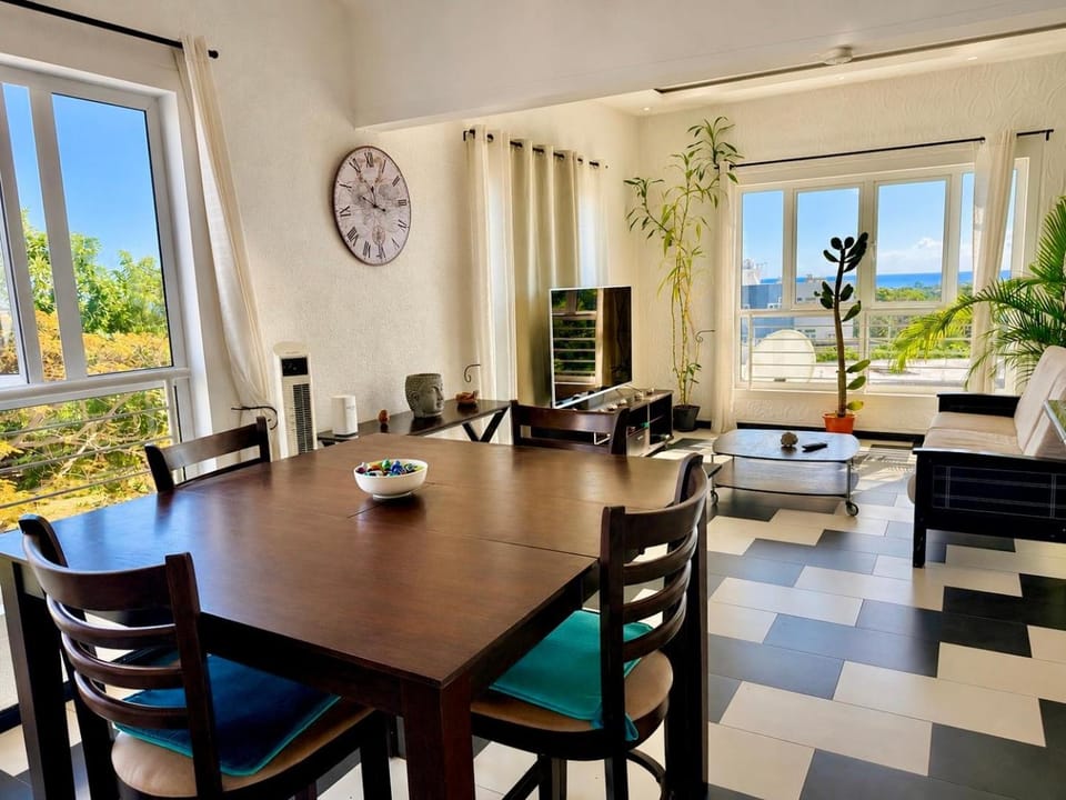 GeCruise Rooms in Shared Apartment Albion Vacation rental in Rivière Noire District, Mauritius