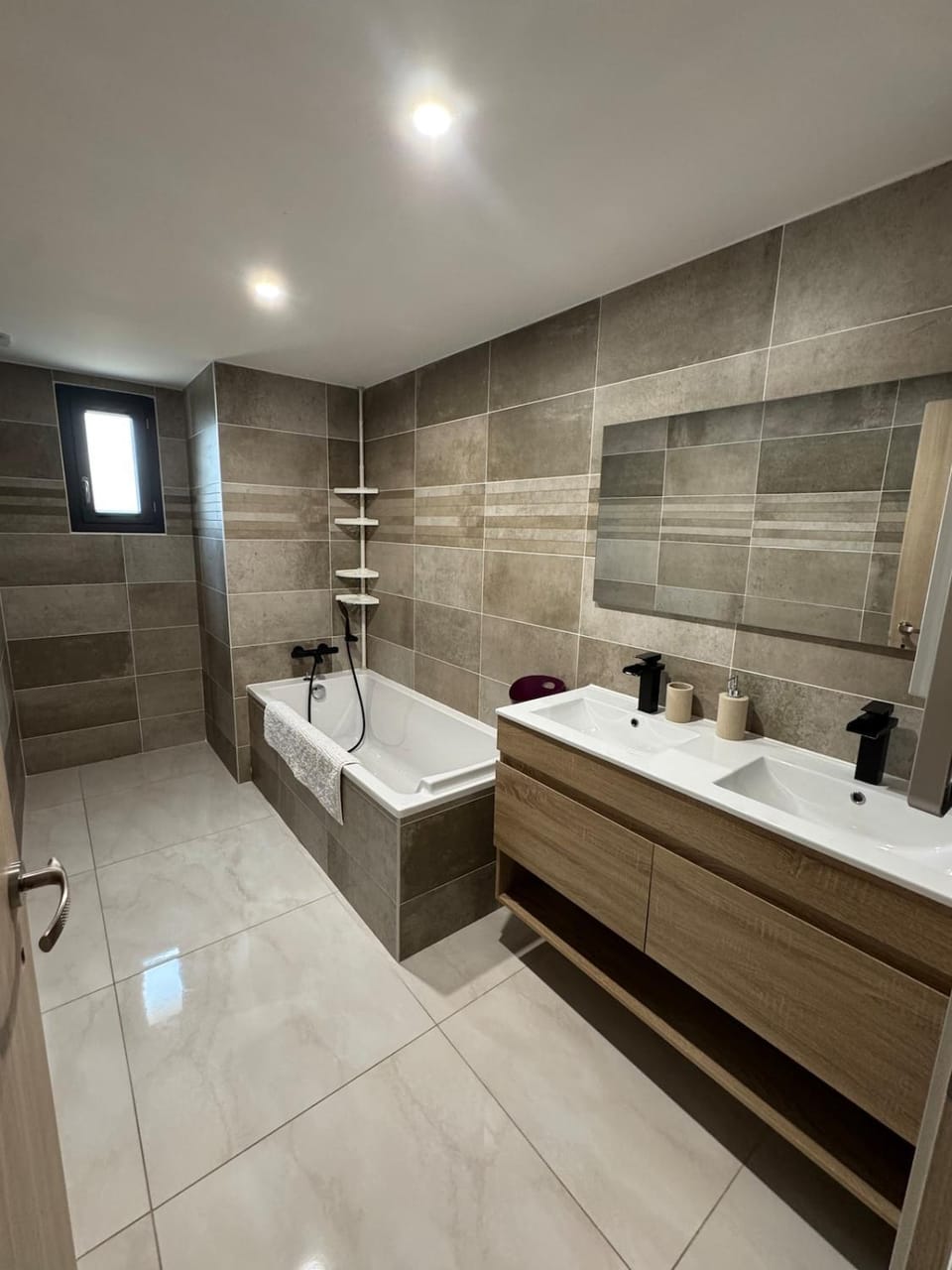 Modern & bright home Villa in Narbonne