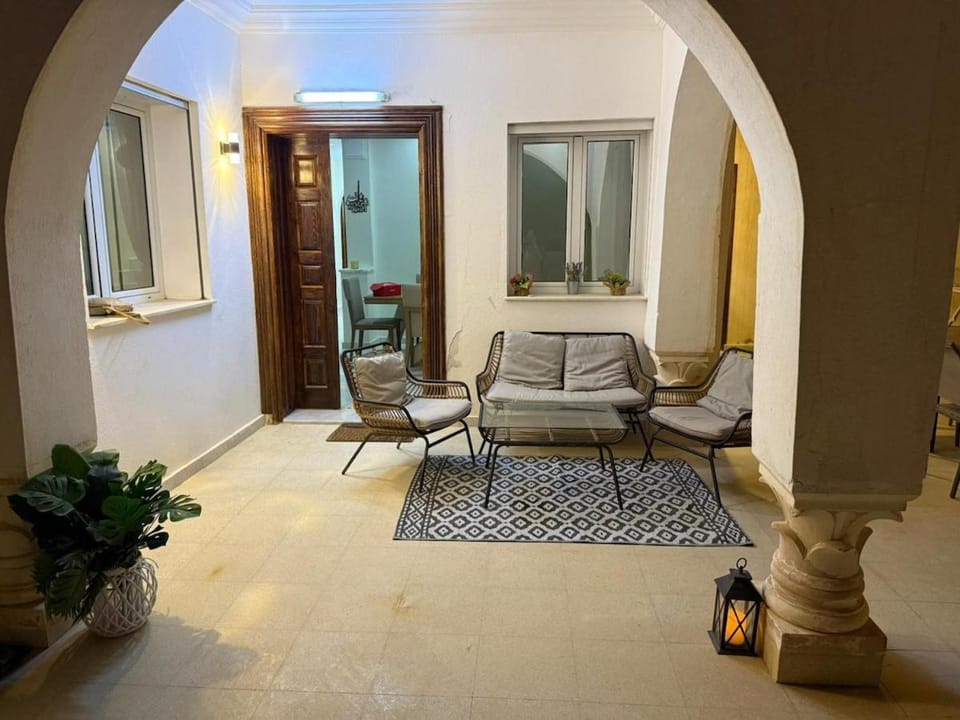 villa with pool Villa in Tunisia