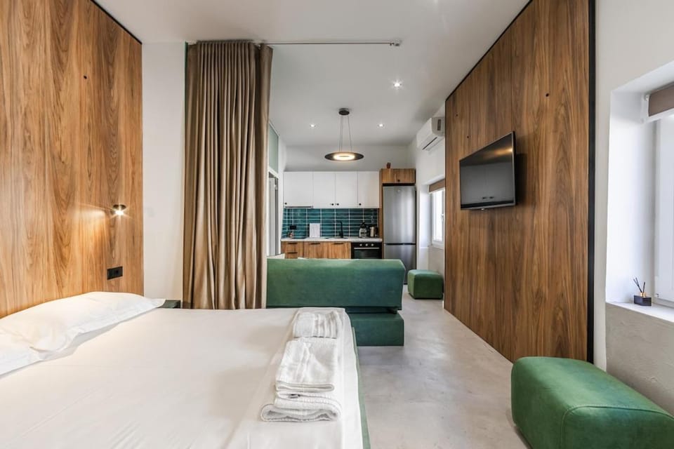 Living room, Bedroom