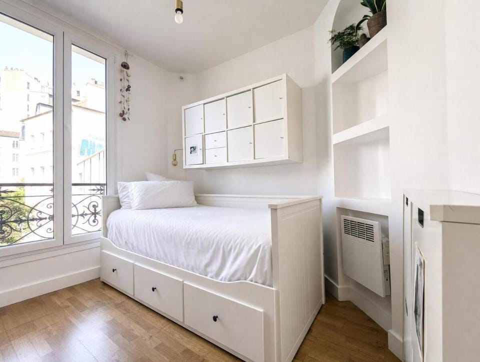 Cocon pittoresque sur cour à Belleville - 2 pers Apartment in Paris