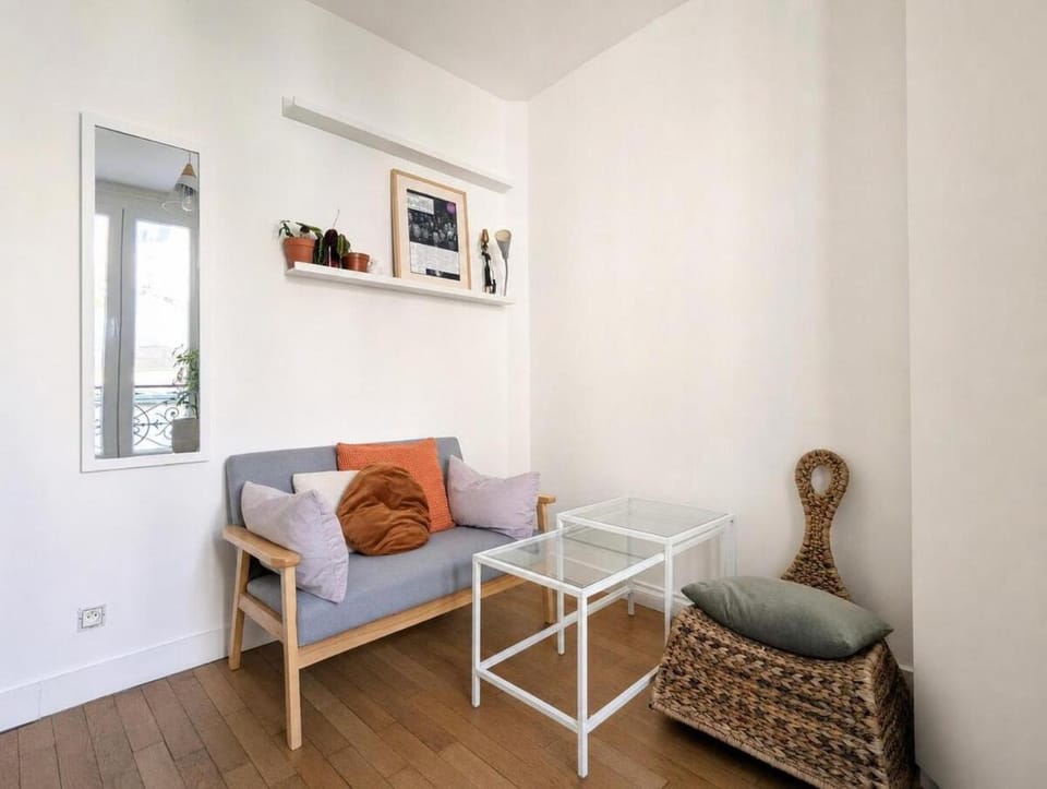 Cocon pittoresque sur cour à Belleville - 2 pers Apartment in Paris