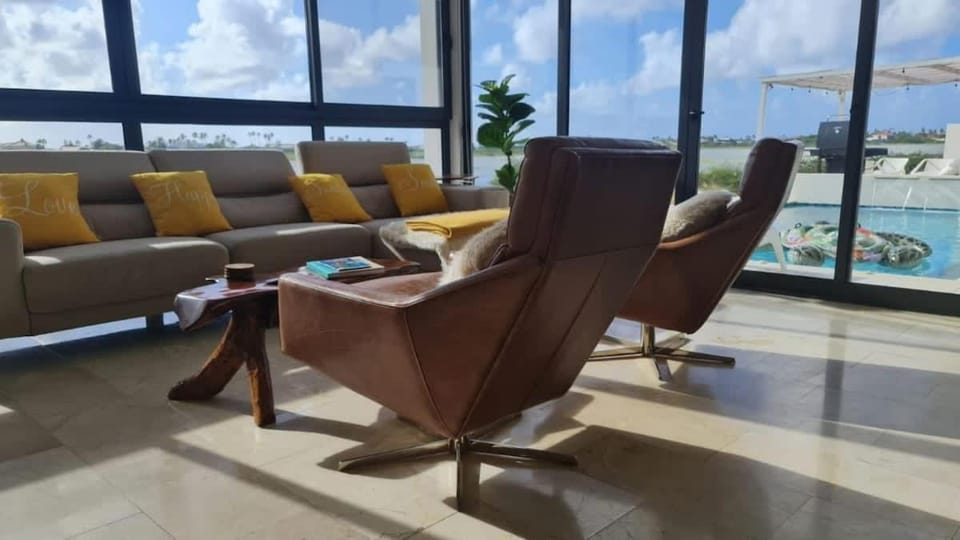 Private 4BR Villa-Close2 BEST Beaches-Pool-SunsetV Villa in Noord
