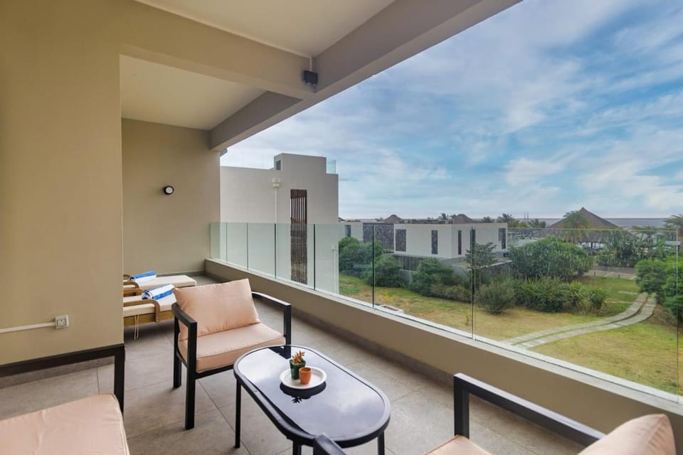 Property building, View (from property/room), Balcony/Terrace, Seating area