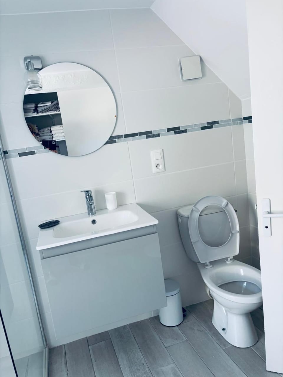 Toilet, Bathroom