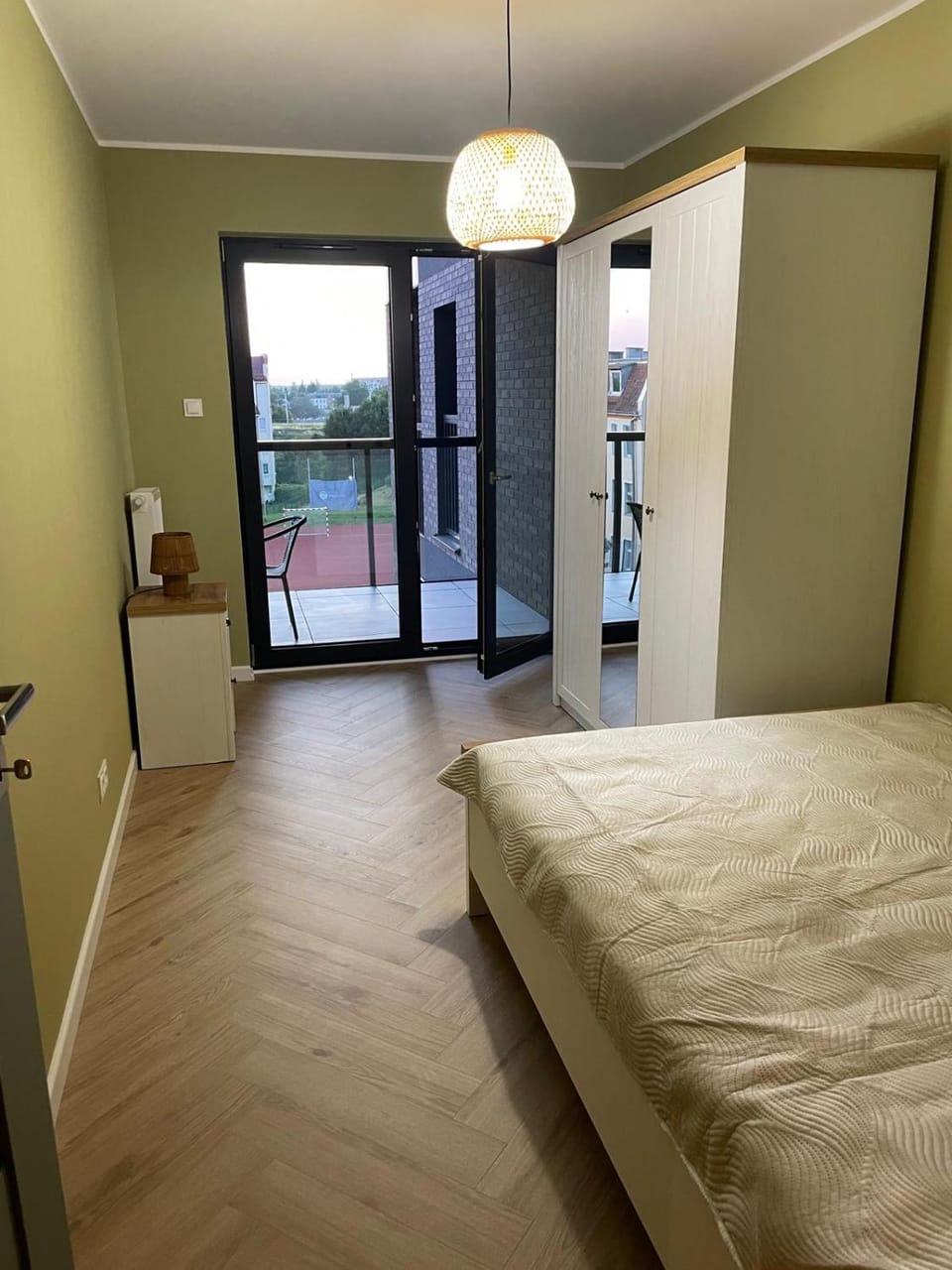 Apartament WHITE GLOVE z widokiem na zamek Apartment in Poland