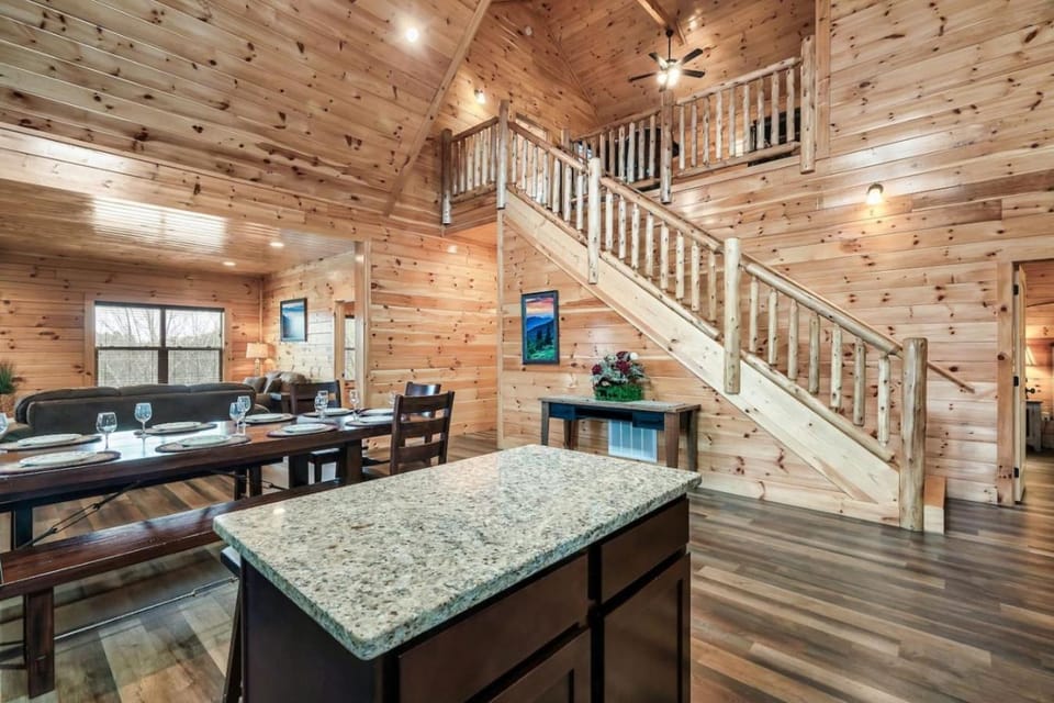 Tik Tok Viral 4 Bed Cabin with Indoor Heated Pool Cabin in Pigeon Forge