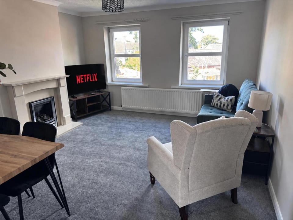Hodgson Close, Town Centre, Free Parking Apartment in Allerdale District