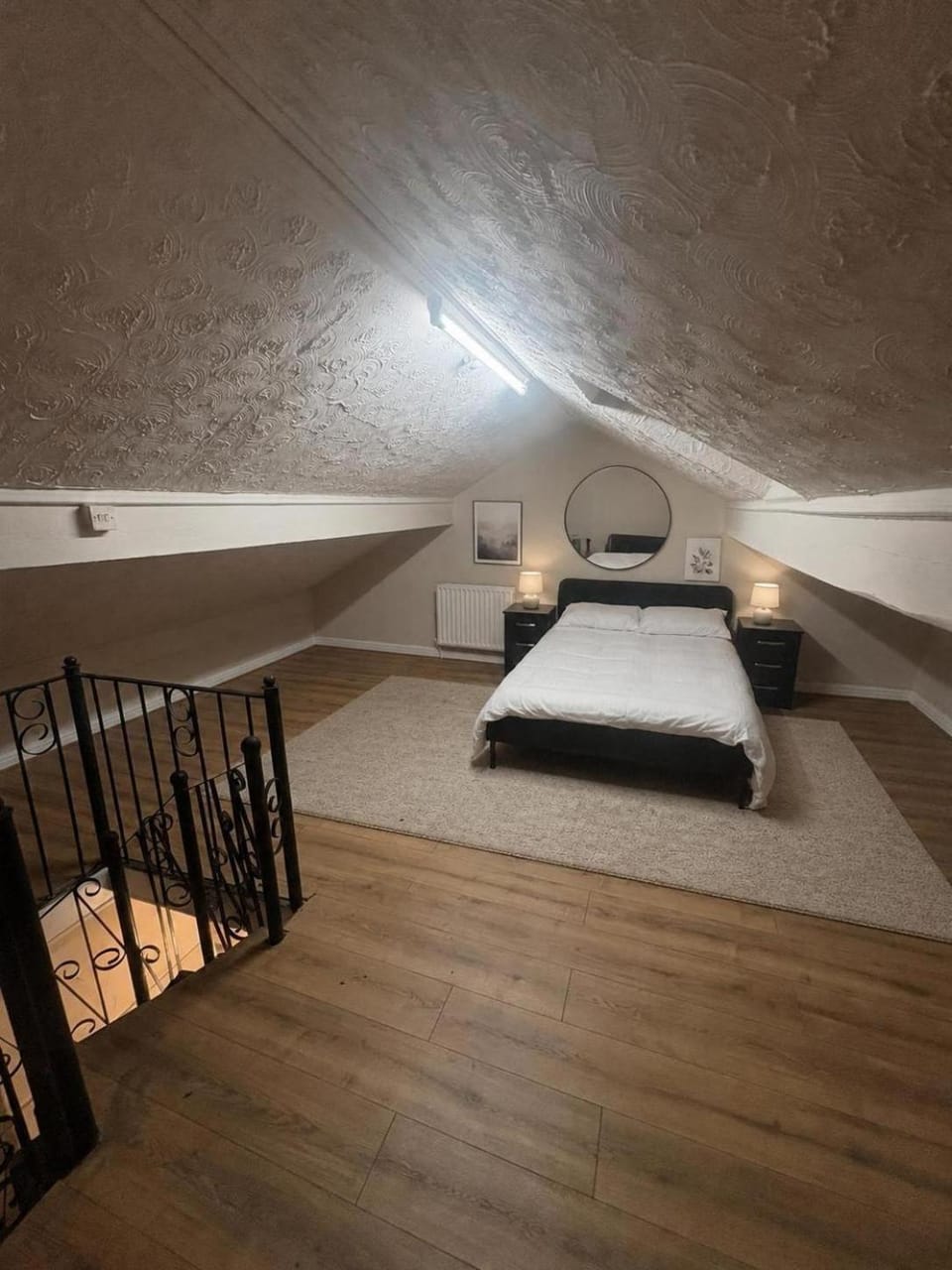 Northenden Stopsss Apartment in Manchester