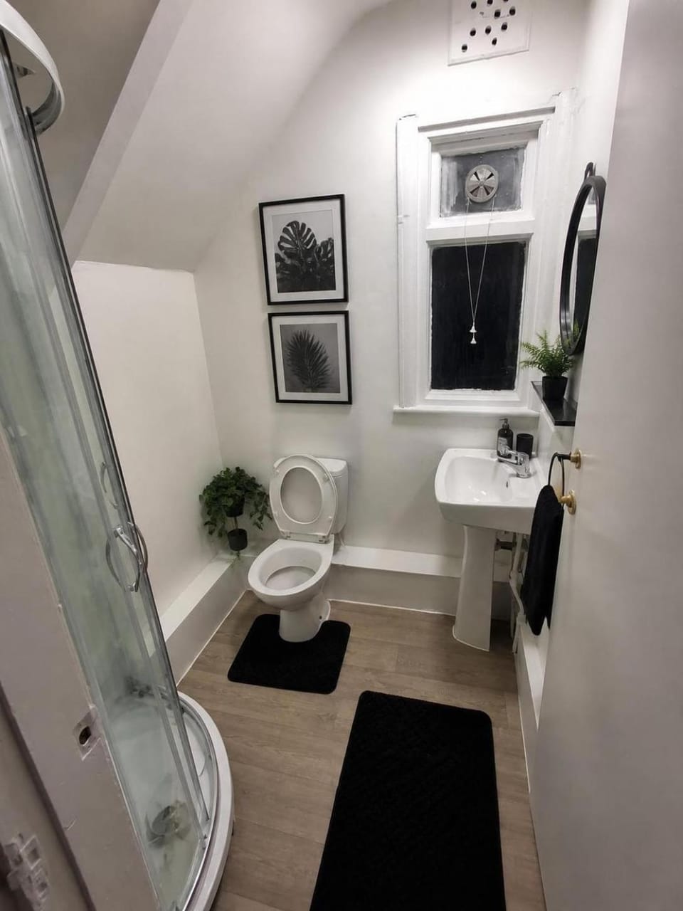 Northenden Stop Apartment in Manchester
