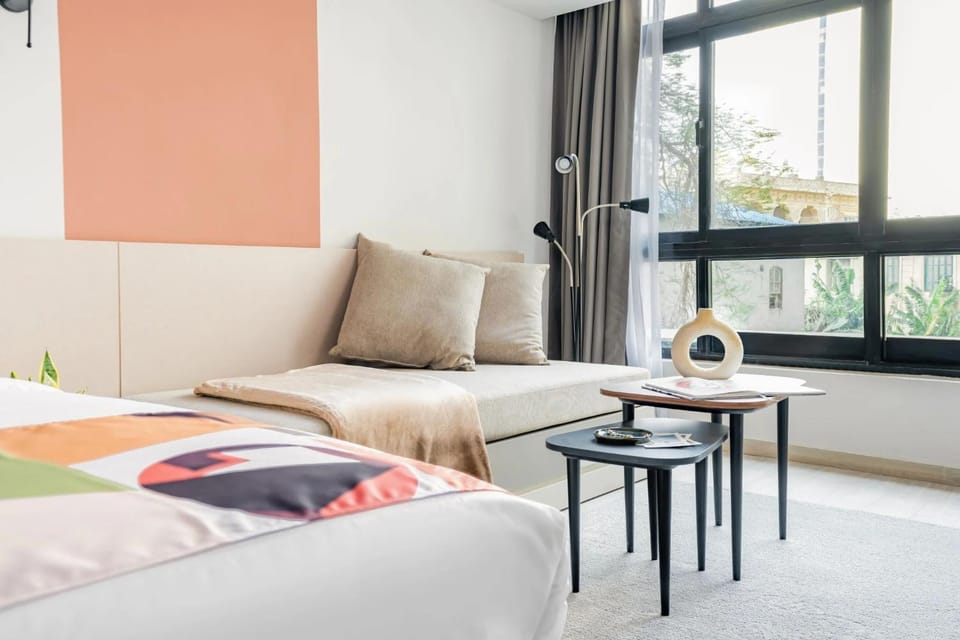 Living room, Bedroom