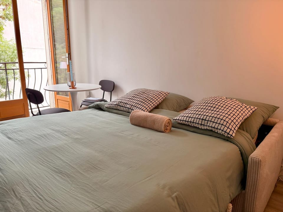 Chez Julien - Le Studio - avec clim et balcon Apartment in Lourdes