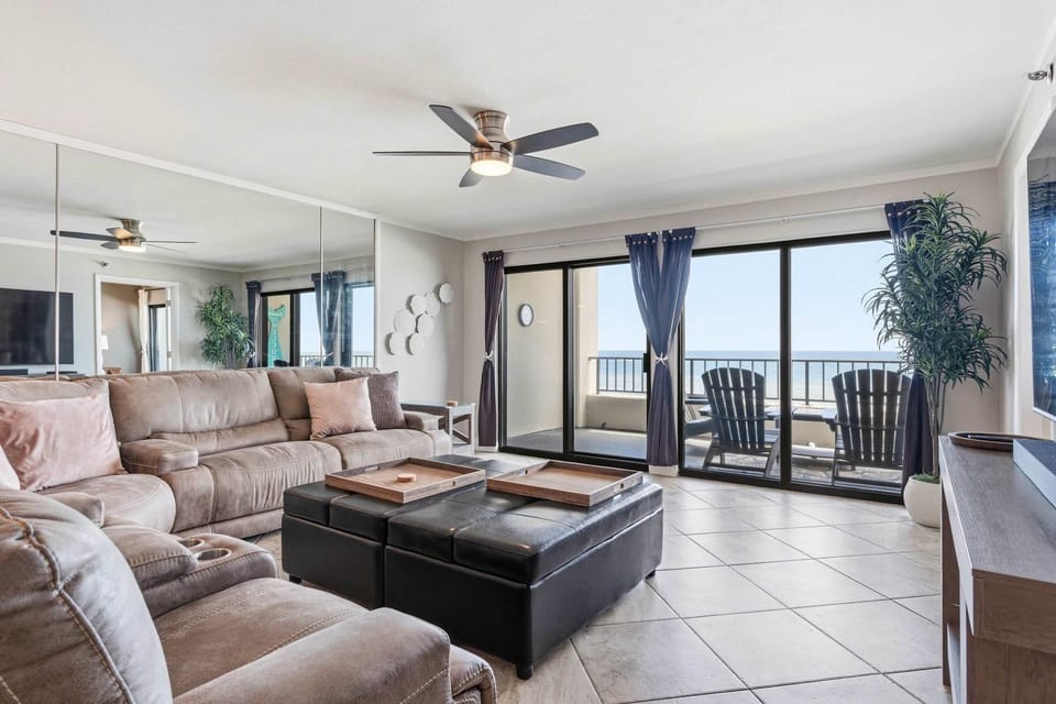 Stunning Gulf-Front Retreat with Endless Emerald Coast Views House in Okaloosa Island