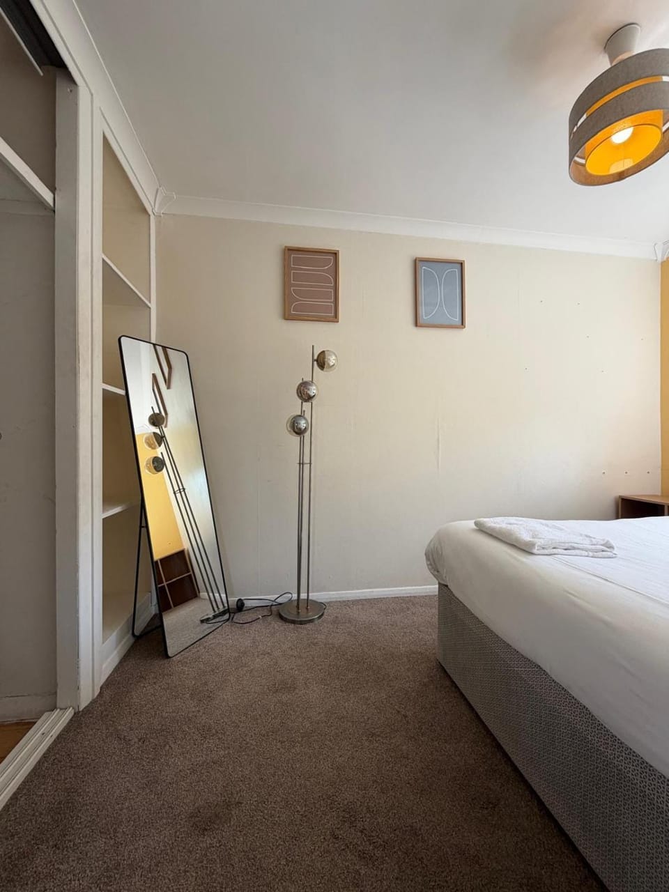 Cardiff Bay & City Centre 2 Bed Home Garden, Free Parking & Pet Friendly Apartment in Cardiff