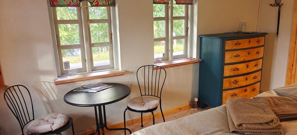 Dallund Sø og Slots tidligere søndagsskole-chaufførbolig Vacation rental in Region of Southern Denmark