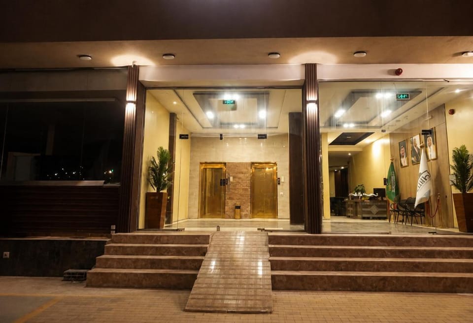 اطلالة العزيزية للشقق المخدومة 105 Apartment in Riyadh