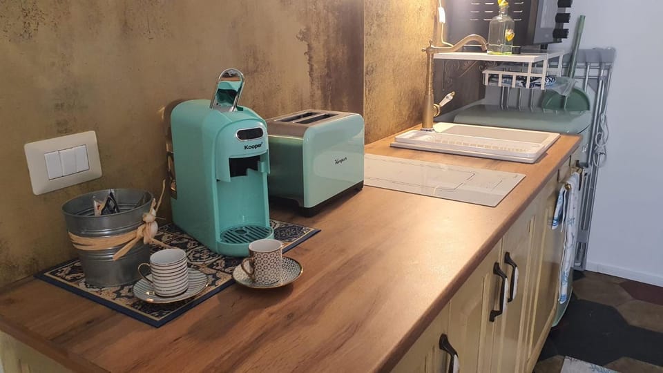 Coffee/tea facilities