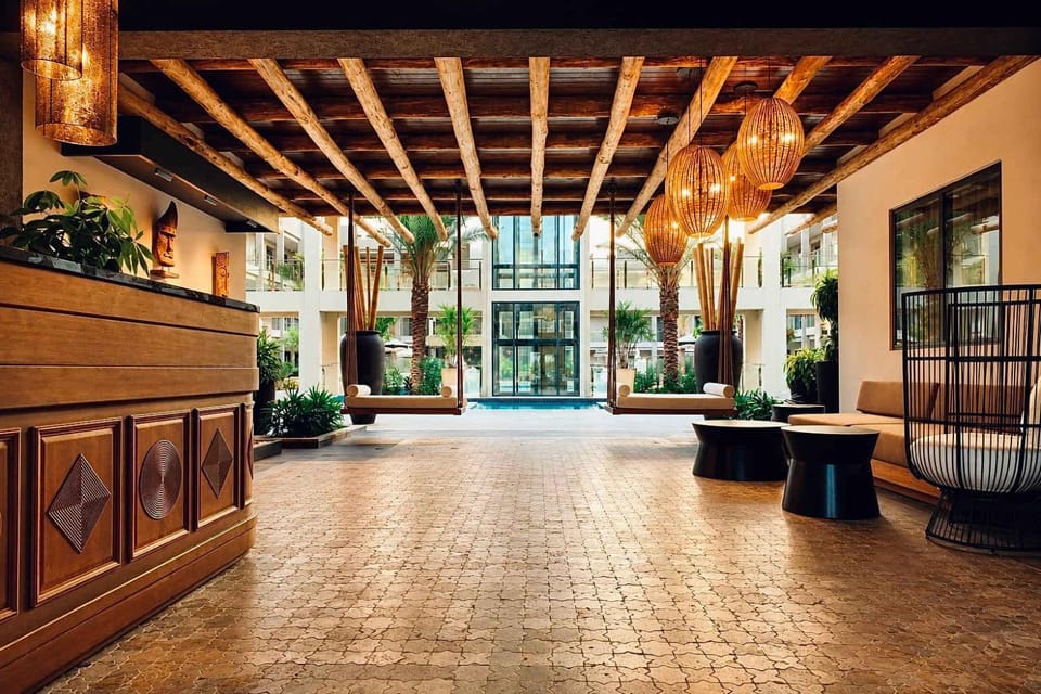 Luxury Top-Floor 1BR - Pool&Jacuzzi - Eagle Beach House in Noord