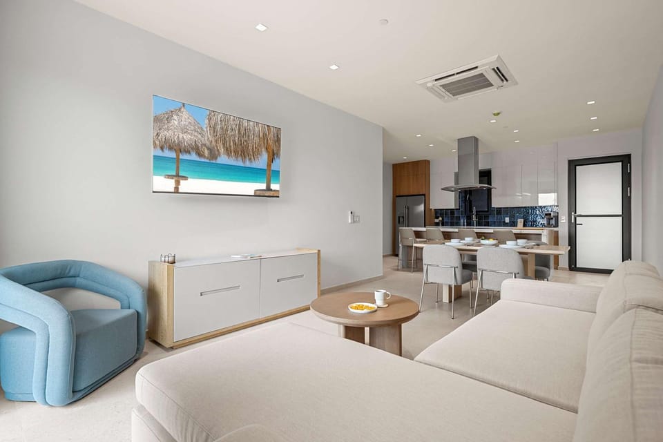 Spacious 3BR-3BA - Sunset Views House in Noord