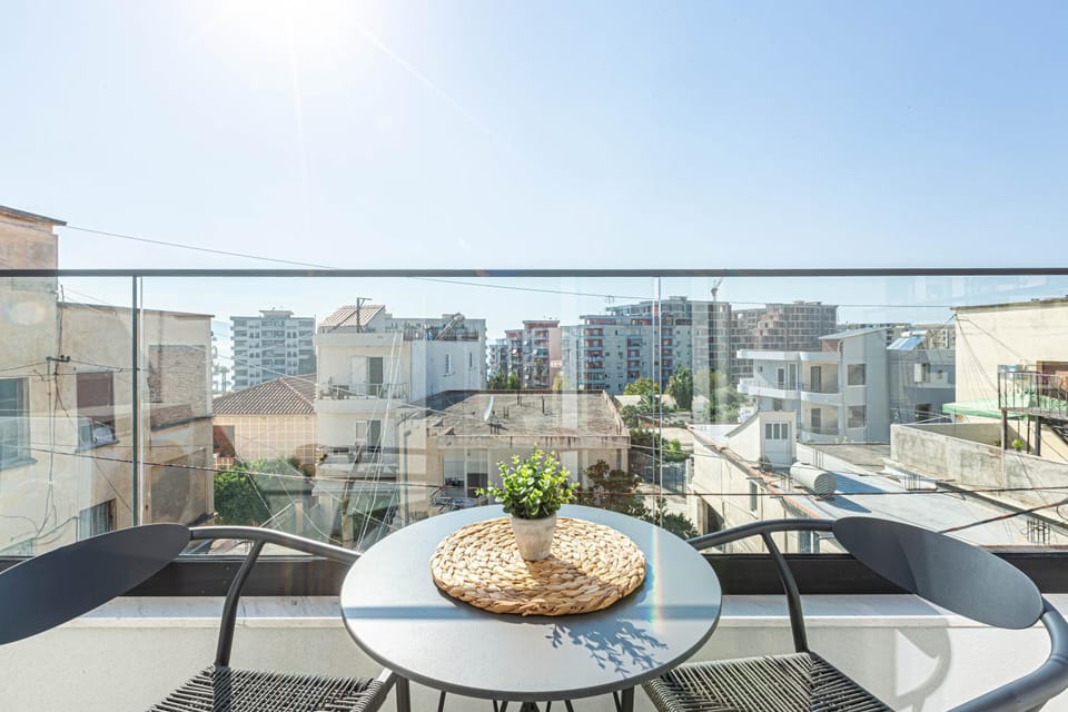 Property building, View (from property/room), Balcony/Terrace, City view