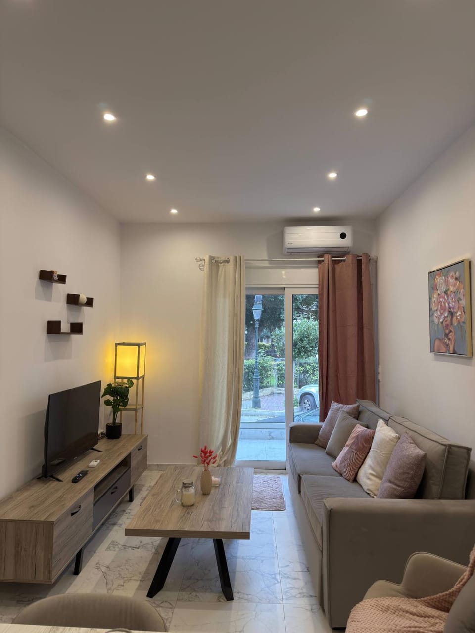 Loutraki Studios 1BR near Beach and Center Apartment in Peloponnese Region