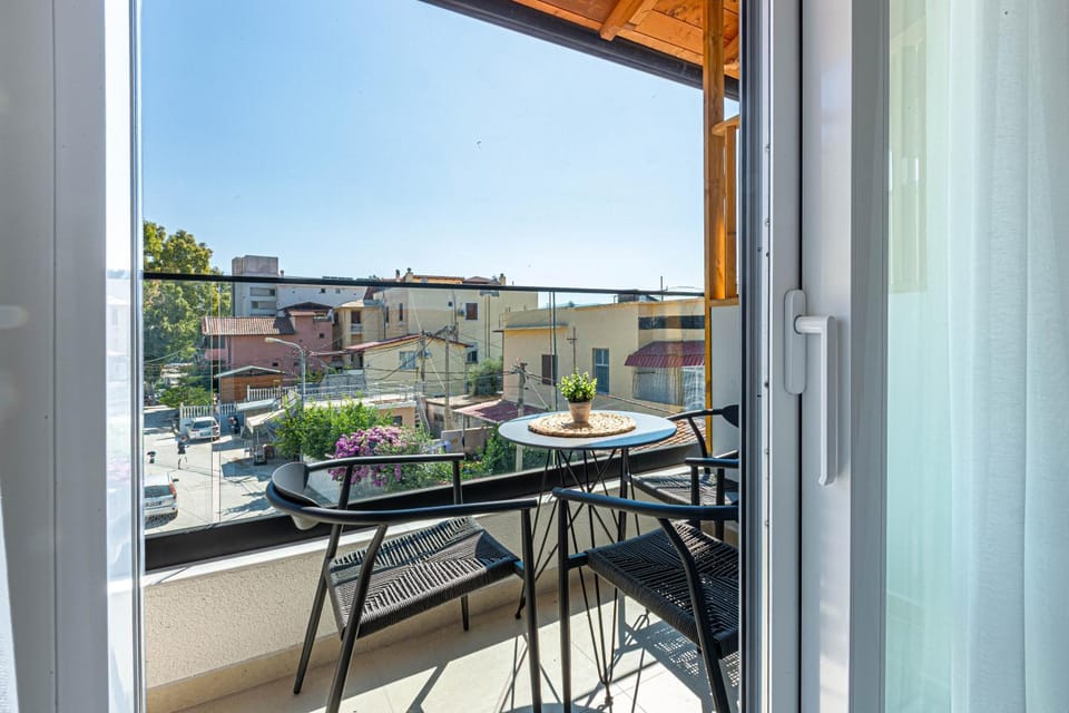 Property building, View (from property/room), Balcony/Terrace