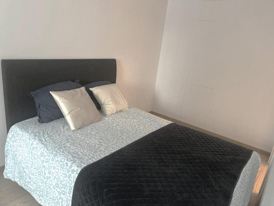 Scandpoint-H7 Apartment close to Airport, shopping and City Centre Apartment in Viken, Norway