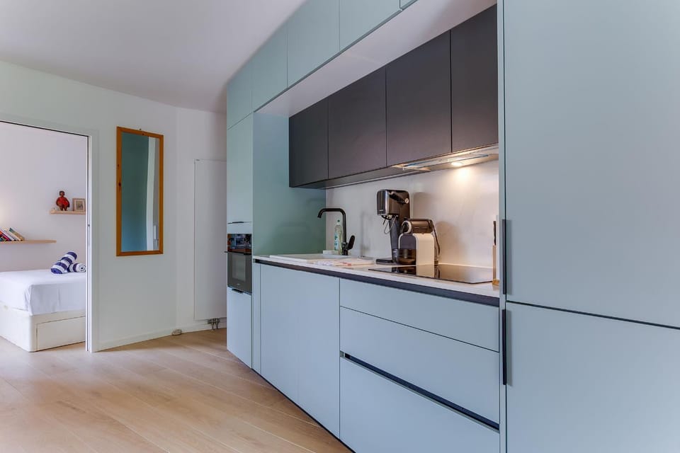 Kitchen or kitchenette